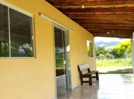 Casa amarela