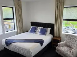 Lake Taupo Hotel