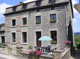Gite Du bac, hotel em Comblain-au-Pont