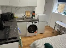 Modern Studio Flat in Maidstone Newly Build