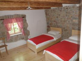 Holiday Home Rizvan City, hotel with parking in Brušane