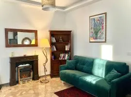 Charming king appartment with balcony and jacuzzi