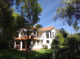ECOGARDEN Linda casa de campo con todas las comodidades de la ciudad, hotell sihtkohas Cochabamba