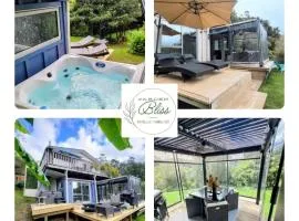 Garden Bliss & Bird Sanctuary in Paihia Estuary