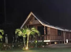 CocoVille Guesthouse KUBO