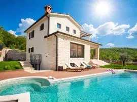 Villa Royal Blue - Happy Rentals