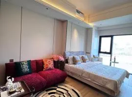 City View Room By Vue Aston