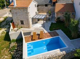 Villa Allegra Heritage 2026 - Private Swimming Pool & Garden, hotel a Valtura