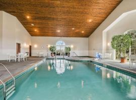 Country Inn & Suites by Radisson, Green Bay, WI, hotelli kohteessa Ashwaubenon