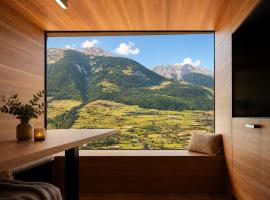 La Grange de Léonore - Maison de l'année, Valais, hotel en Orsières