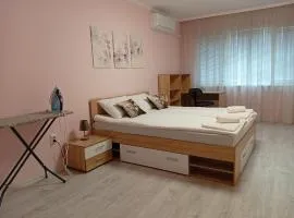 P51 Central - Modern 2 Bedroom Apartment