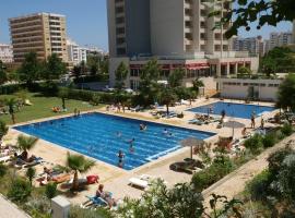 Apartamentos Jardins da Rocha, hotelli kohteessa Portimão