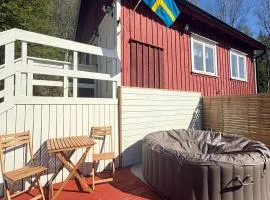 Nordic Stuga by Nedflo Beach - Starlink WiFi