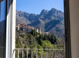 Arco delle Apuane by Migliorini