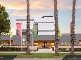 The Residential Club Blink