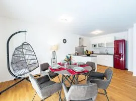 Lit Living: Luxus - Box Spring - Parking - Terrace