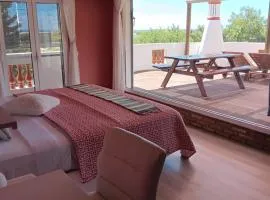Alojamento local Patudos, Suite com terraço privado