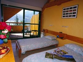 Chadenas et Spa, hotel em Puy-Sanières