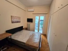 Kountouritou 162 Pireas - Room 4