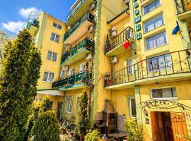 Hotel Jasmin All Inclusive, hotel sa Truskavets