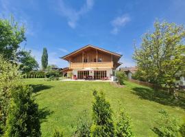 CHIEMSEE Mountain Lodge, hotel i Bernau am Chiemsee
