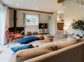 Stylish country Cottage Nr Peckforton Castle, hotel a Higher Burwardsley