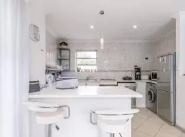 Cape Town Seasonal cottage