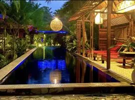 Red Coconut Villa
