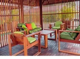 Modern 2-Bedroom Apt STARLINK WIFI AC North Paramaribo