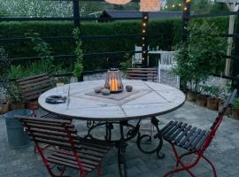 Charming House With Sea View On Langeland, hotel i Bagenkop