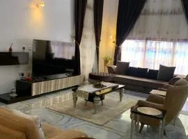 Grand Royale Suites