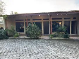 Lia Homestay Surf Ekas Bay