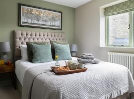 The Bolt Hole, Winchcombe, Charming Dog-Friendly Cottage, hotel in Winchcombe