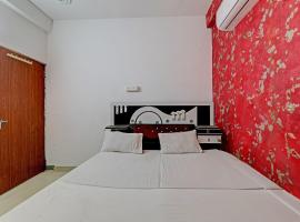 OYO Hotel Surya Palace, hotel di Kushinagar