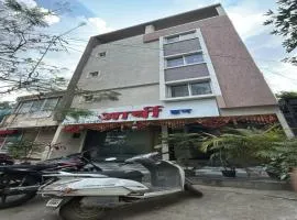 FabHotel Aarvi Inn