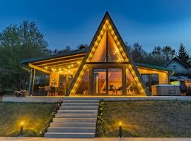 Kuća za odmor Kiara - bazen, jacuzzi i sauna, hotel a Karlovac