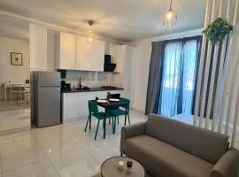 Sasha Collection, Quiet Comfort, Free Parking