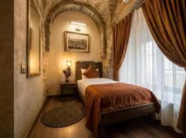 Passage Antique Hotel