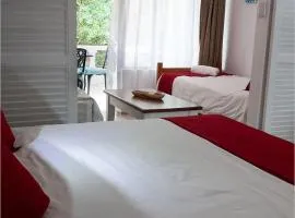 KHAYA KUHLE St Lucia safaris lodge unit 1
