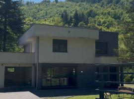 Villa Bukvic, hotel v mestu Zavidovići