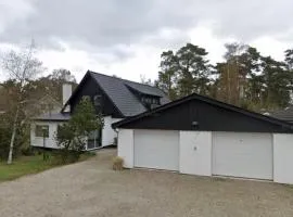 Sandbybäcksvägen 1