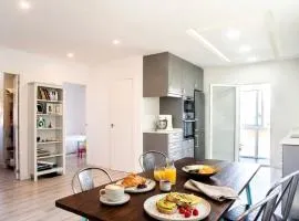 Family Retreat with Pool & BBQ near Barcelona