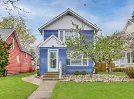 Ludington Home w/ 6 Bicycles < 1 Mi to Beach!