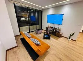 Amplio Departamento, 3 Habitaciones y 2 Garajes