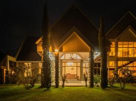 WOODSY Resort, מלון בנאניוקי