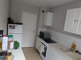 Aicha appartement t3 au 15 bis avenue Paderborn