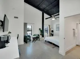 The Lawson Loft – Walkable DT 209