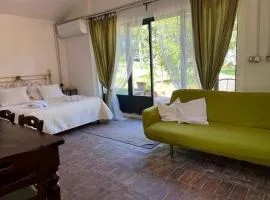 Apartment with garden, near Montepulciano, pet friendly