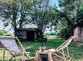 Cottage dans corps de ferme - accès jardin arboré