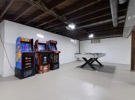 Spacious 3 Bedroom Home with Game Room and Parking